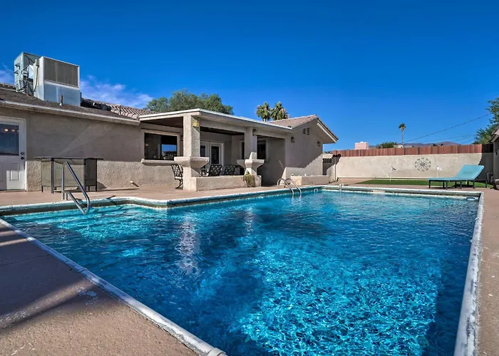Lake Havasu City Gem With Putting Green And Pool Table