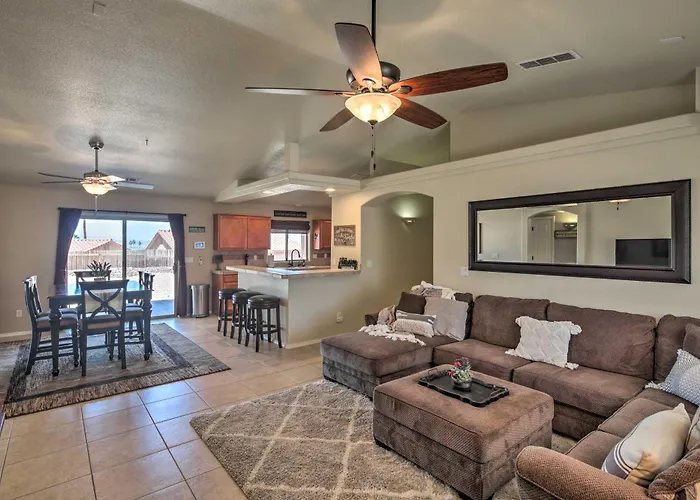 Lake Havasu Gem Pool, Spa And Bikes - 2 Mi To Beach