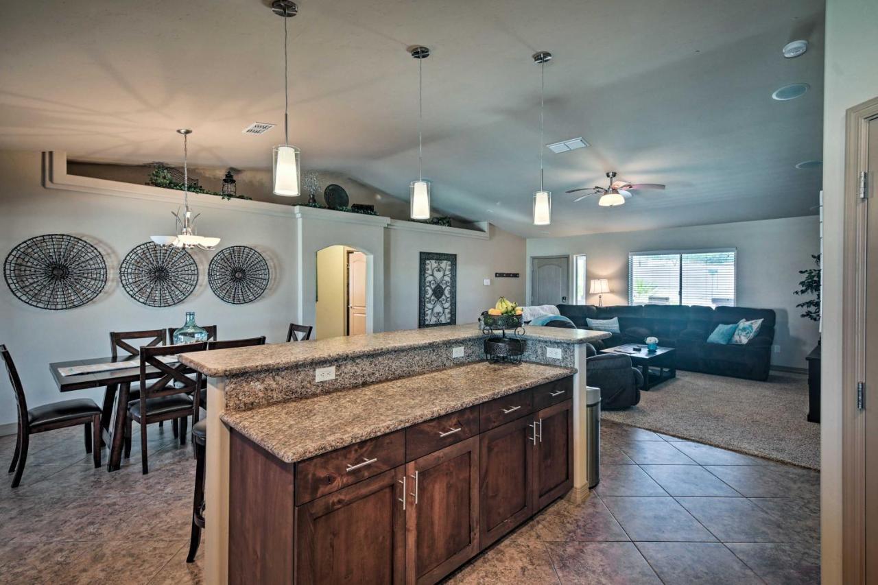 Holiday home Havasu With Pool, Hot Tub And Views