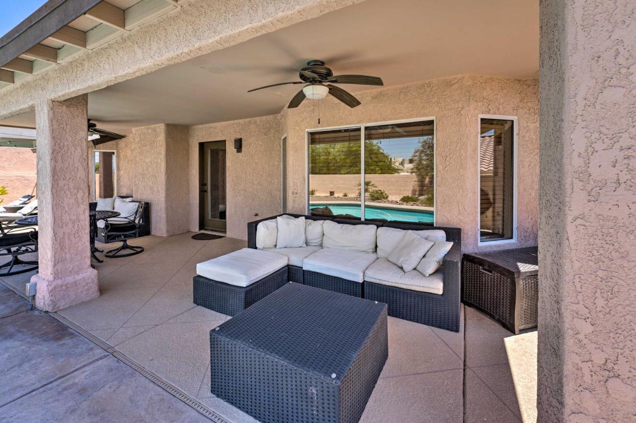 With Private Pool And Bbq, 4 Mi To Havasu!