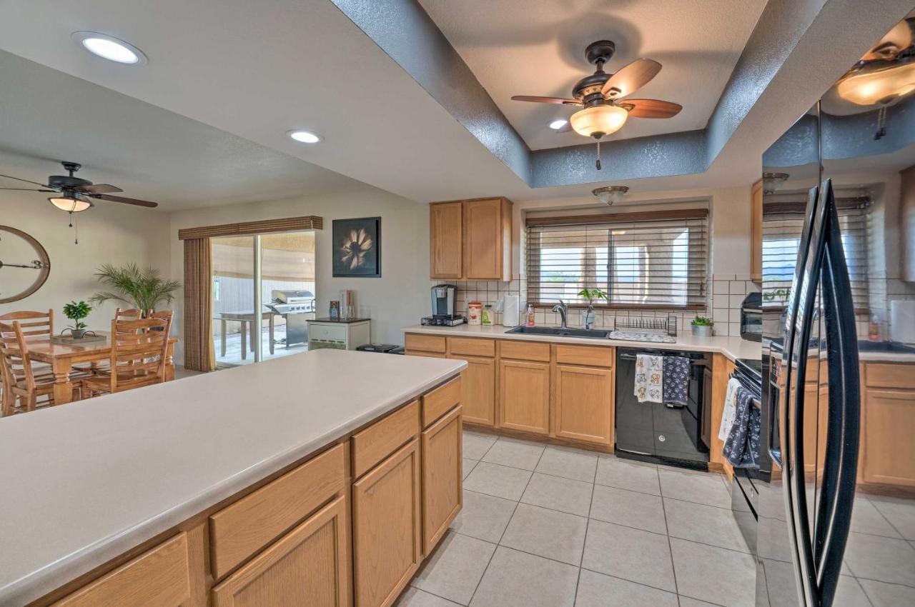 Havasu Oasis With Pool, 2 Mi To Downtown Holiday home Lake Havasu City