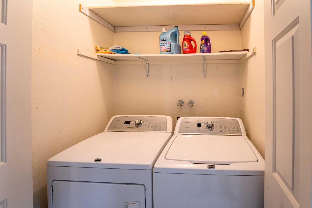 Holiday home Havasu Oasis With Pool, 2 Mi To Downtown *