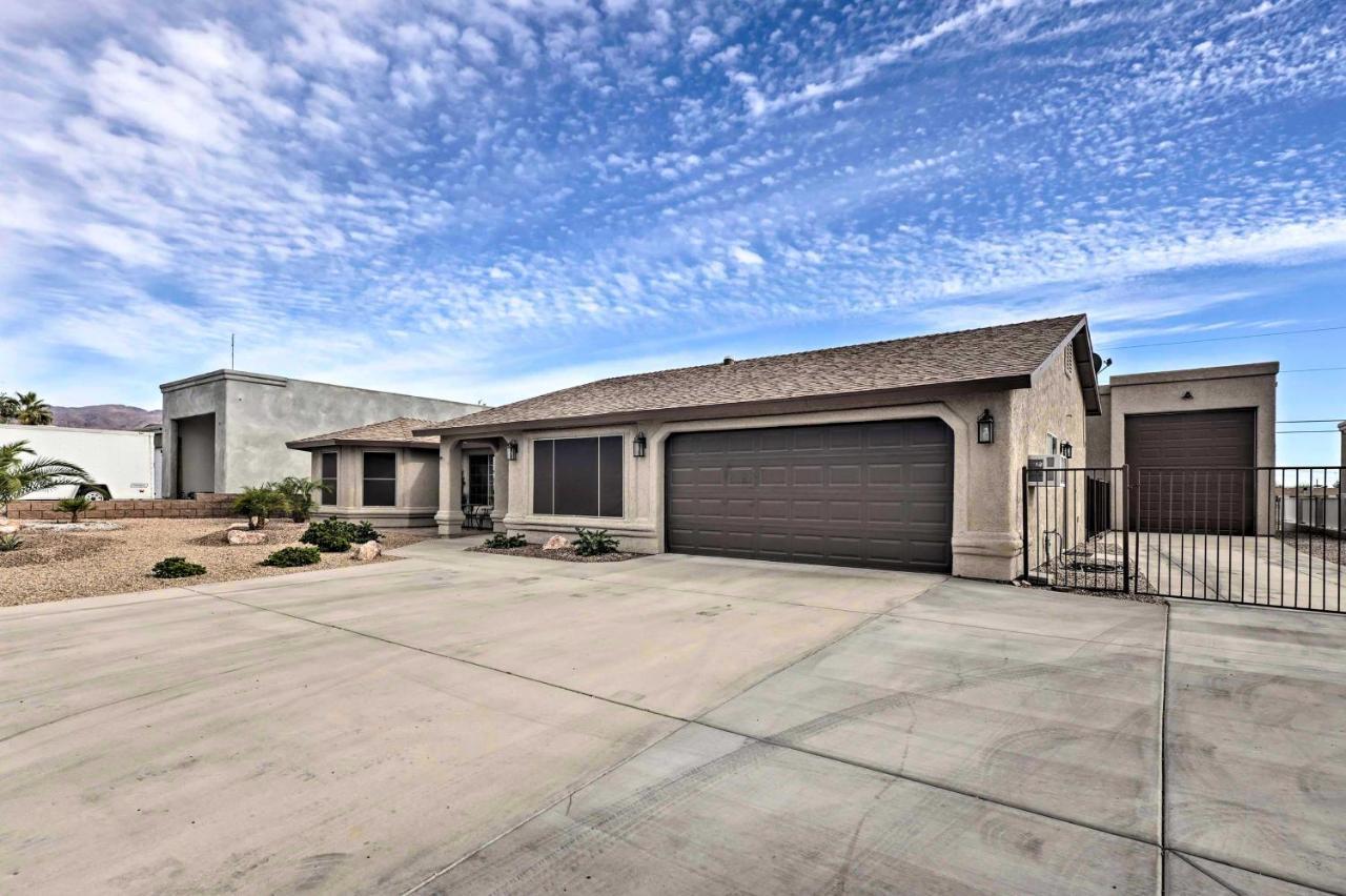 Holiday home Havasu Pool And Mtn Views, 1 Mi To Lake Havasu City