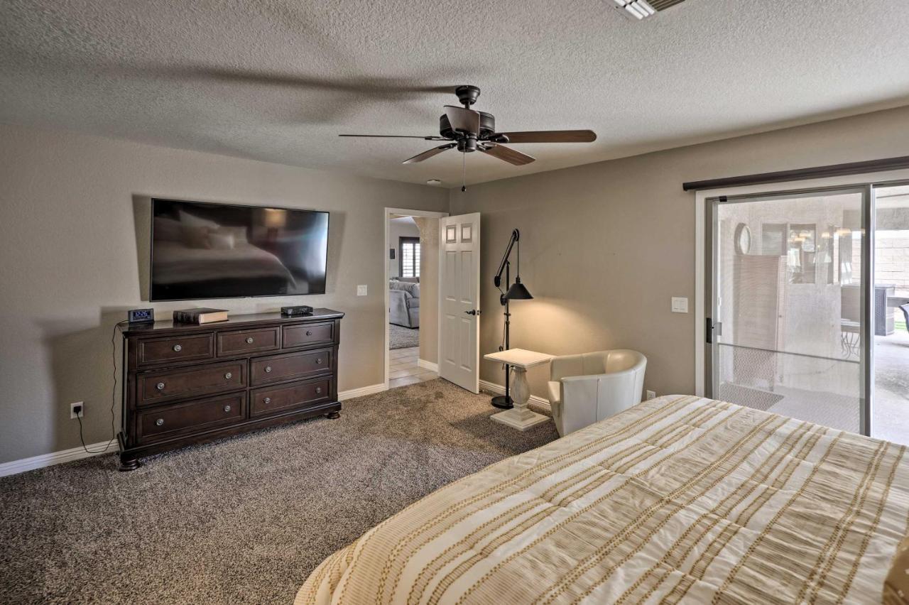 Havasu Pool And Mtn Views, 1 Mi To Holiday home Lake Havasu City