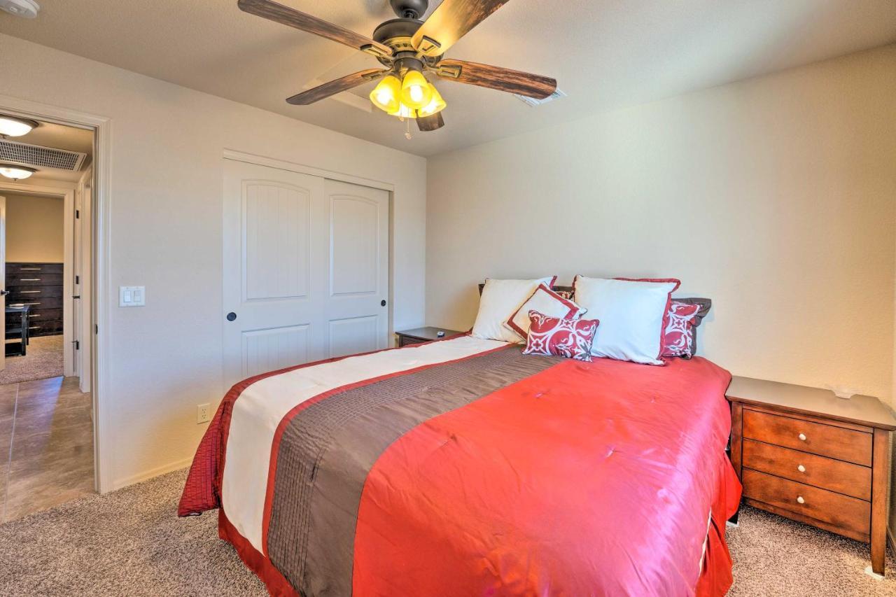 Bright Lake Havasu With New Backyard Oasis! Holiday home Lake Havasu City