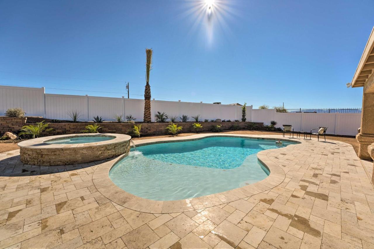 Bright Lake Havasu With New Backyard Oasis! Holiday home *