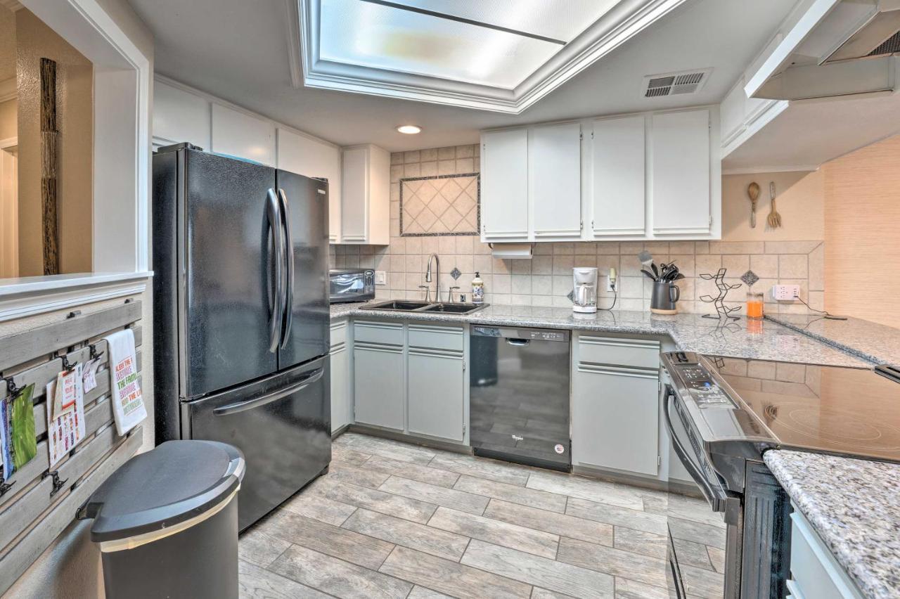Havasu With Pool Access 1 Block To Apartment Lake Havasu City