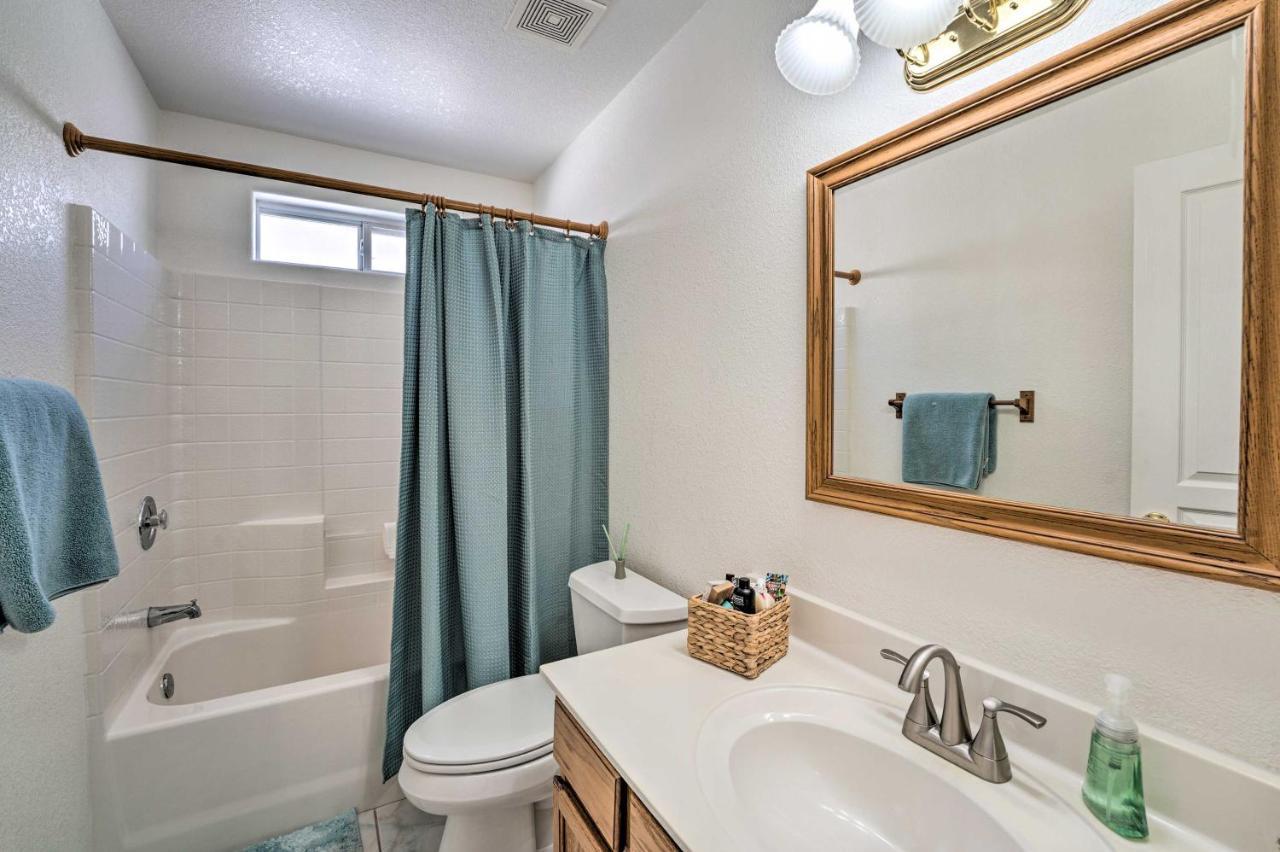 Havasu Retreat With Private Pool And Patio! Holiday home Lake Havasu City