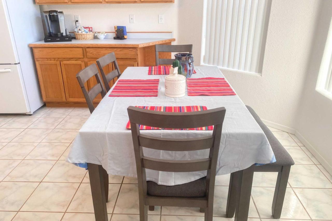 Havasu Retreat With Private Pool And Patio! Holiday home Lake Havasu City