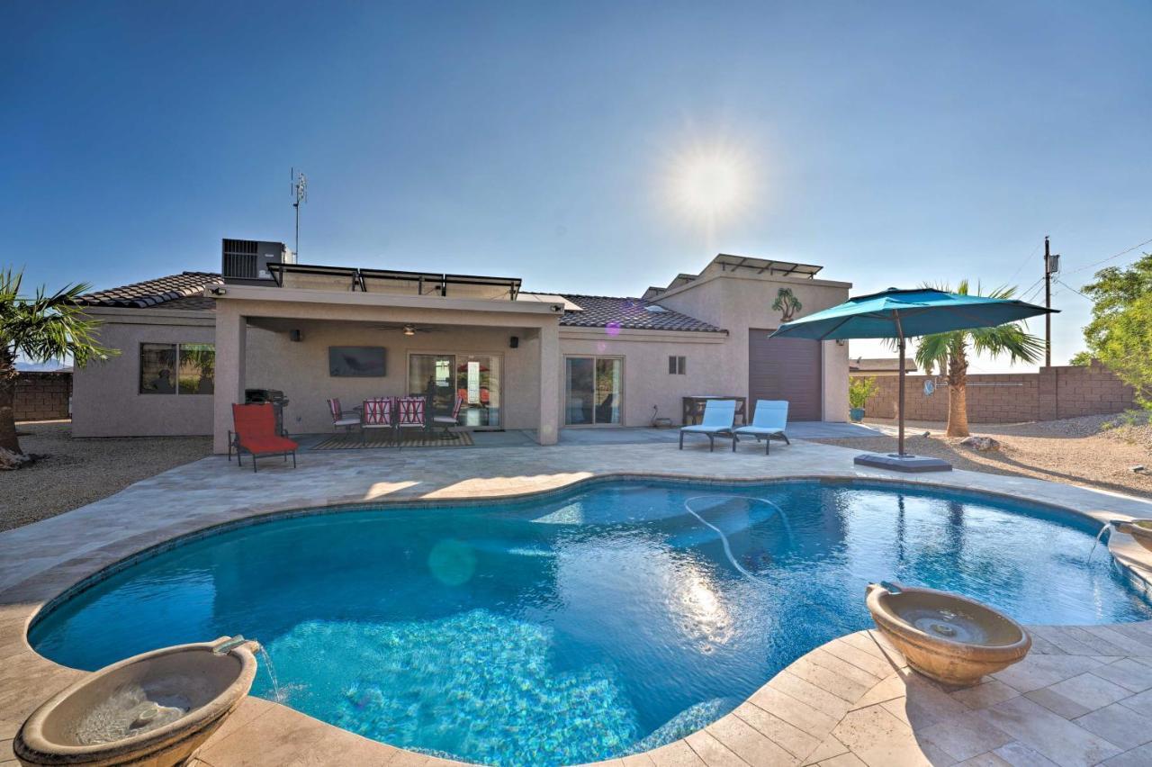 Havasu With Pool And View Holiday home