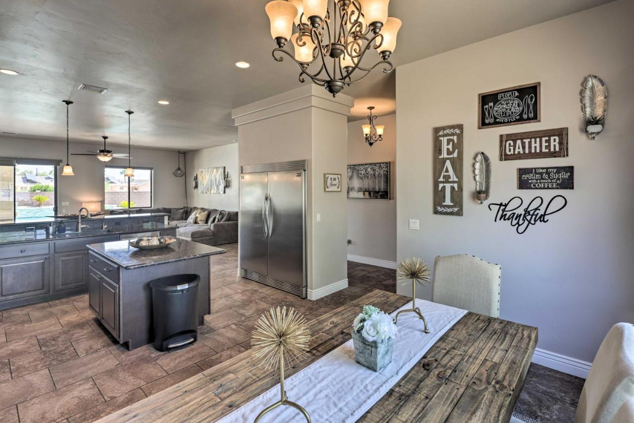 High-end Havasu With Pool And Hot Tub! Holiday home