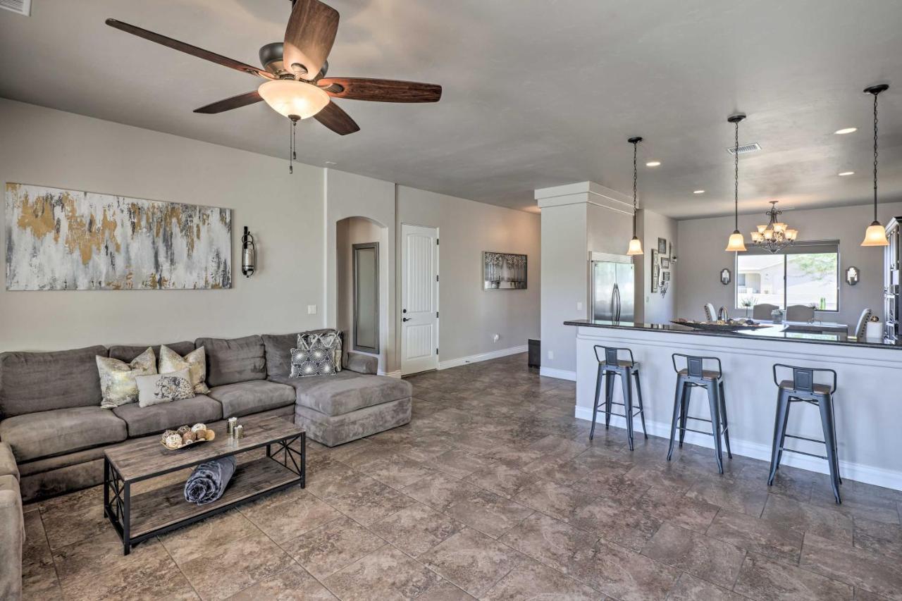 High-end Havasu With Pool And Hot Tub! Holiday home *