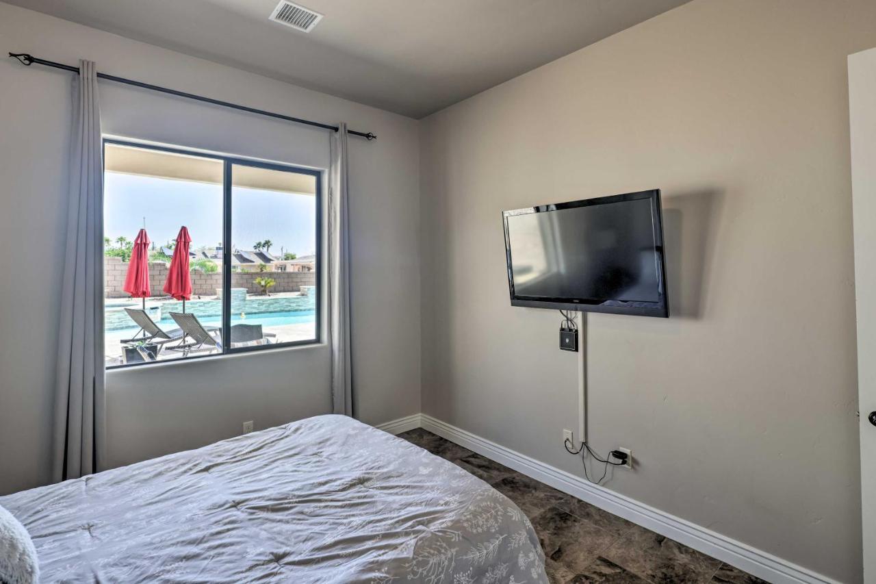 High-end Havasu With Pool And Hot Tub! Holiday home Lake Havasu City