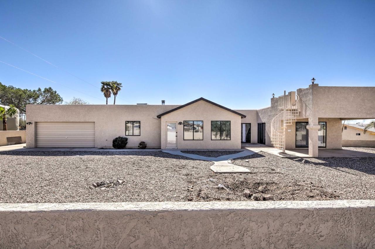 Modern Havasu Retreat And Mountain Views! Holiday home *