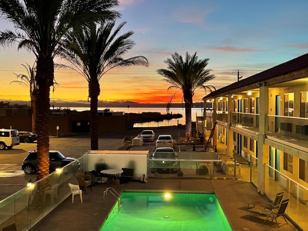 Sway Motel 2*