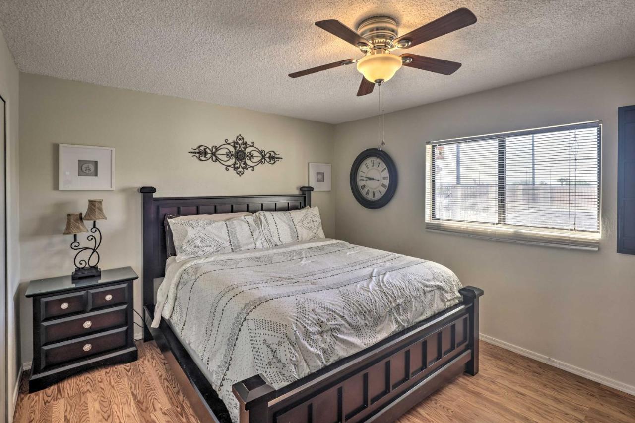 Idyllic Havasu With Private Pool, Pet Friendly! Holiday home Lake Havasu City