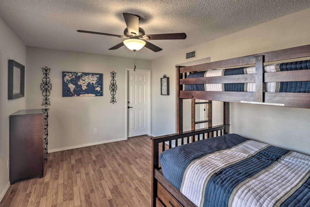 Idyllic Havasu With Private Pool, Pet Friendly! Holiday home Lake Havasu City
