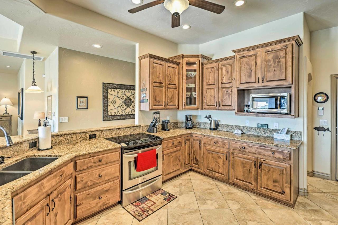 Luxury Az Retreat With Views Of Havasu! Holiday home Lake Havasu City