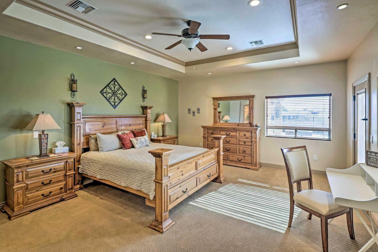 Luxury Az Retreat With Views Of Havasu! Holiday home