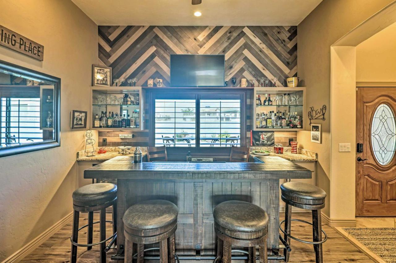 Holiday home Luxury Az Retreat With Views Of Havasu! *