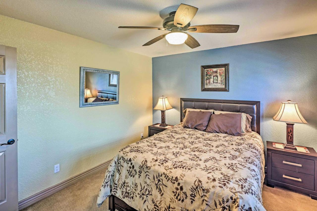 Holiday home Luxury Az Retreat With Views Of Havasu!