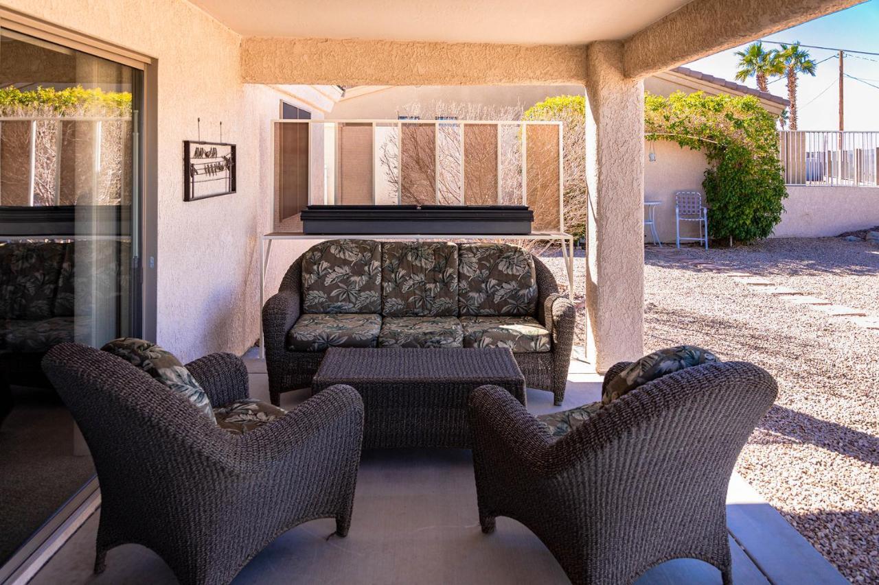 Cozy Retreat Games, Pool Table
