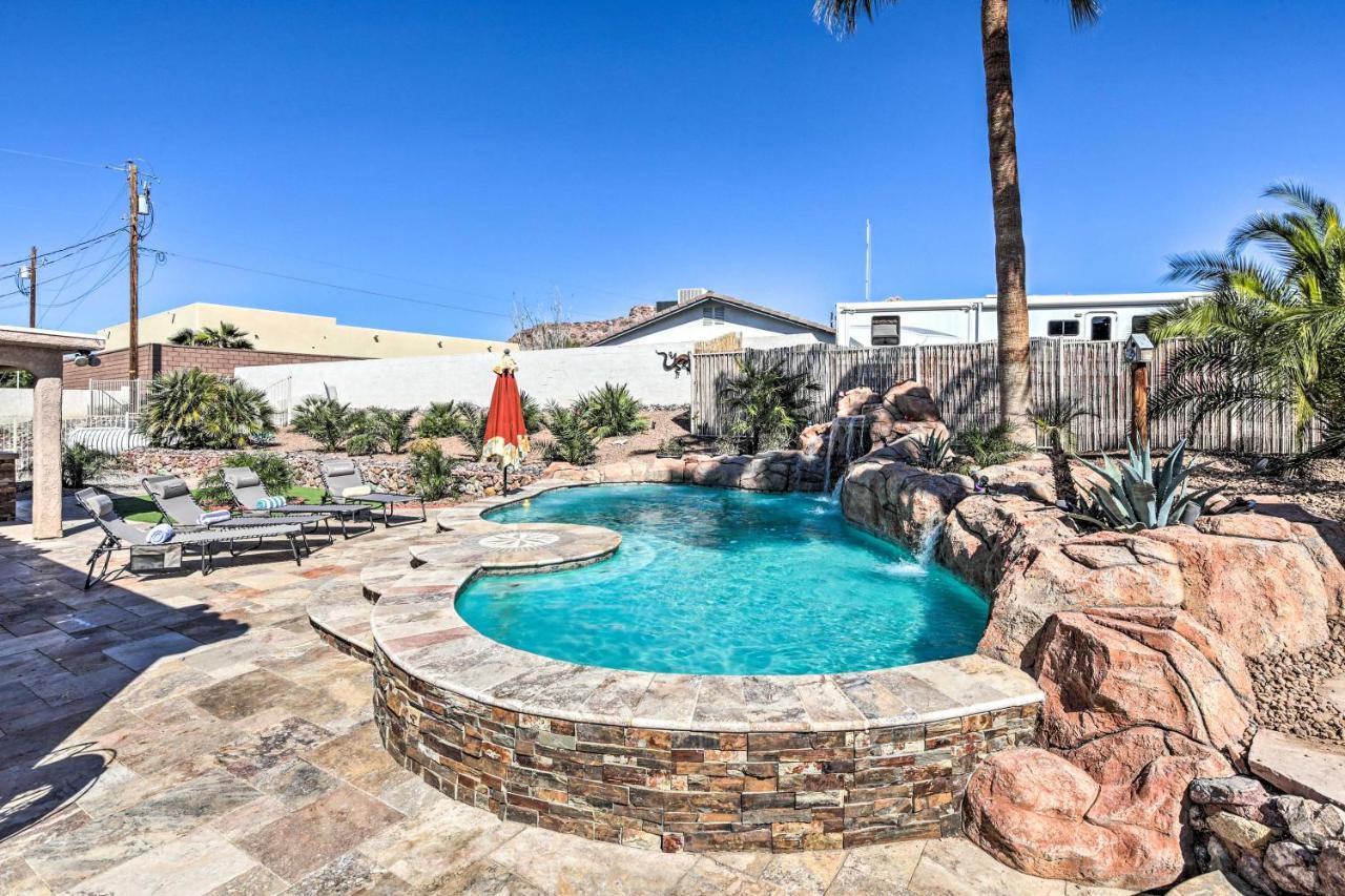 Heated Pool And Game Havasu Retreat Holiday home *