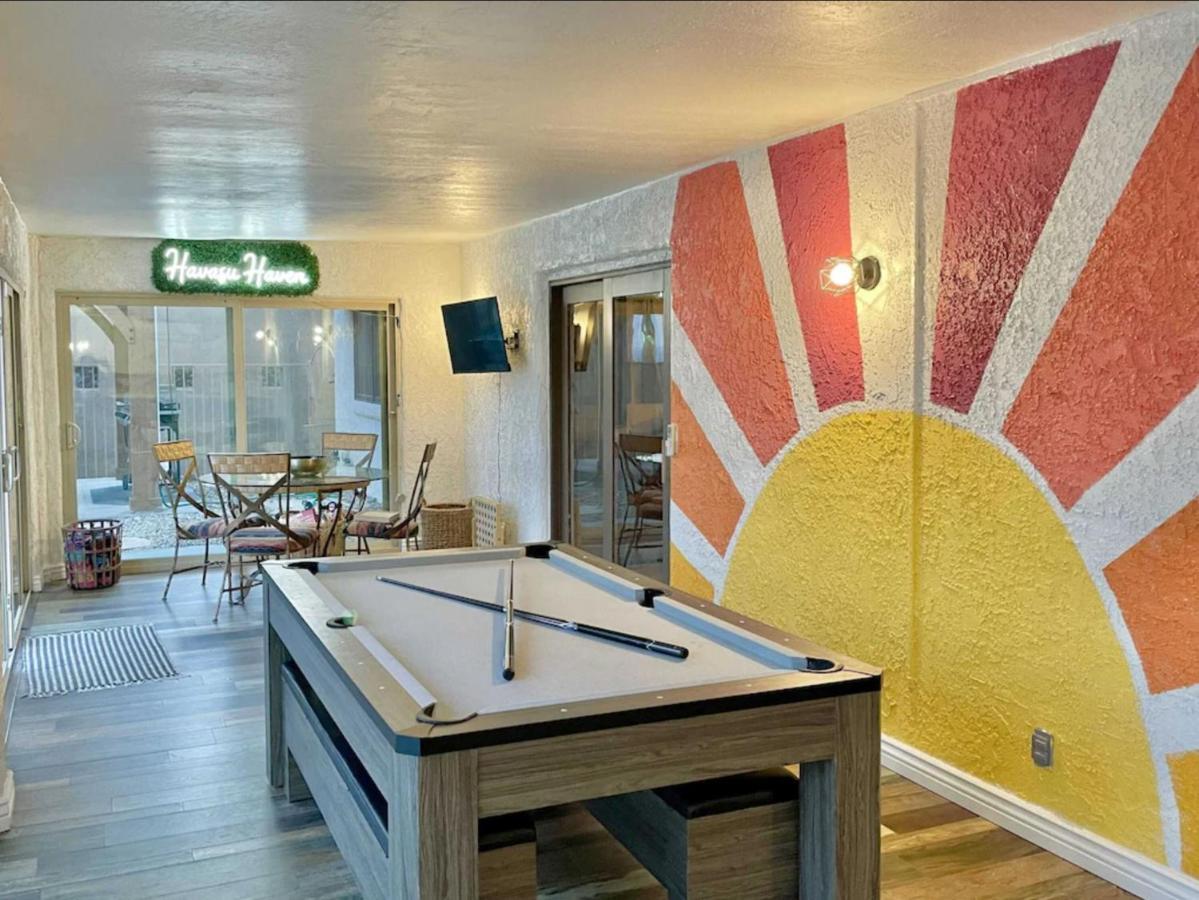 Trendy Desert Getaway Pool, Spa, Game Holiday home Lake Havasu City