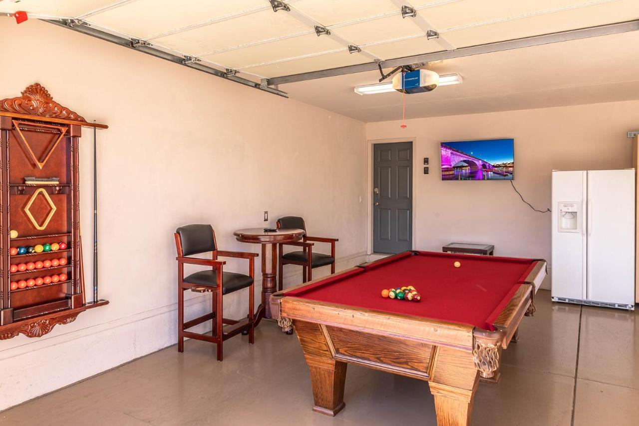 Cozy Retreat Games, Pool Table *