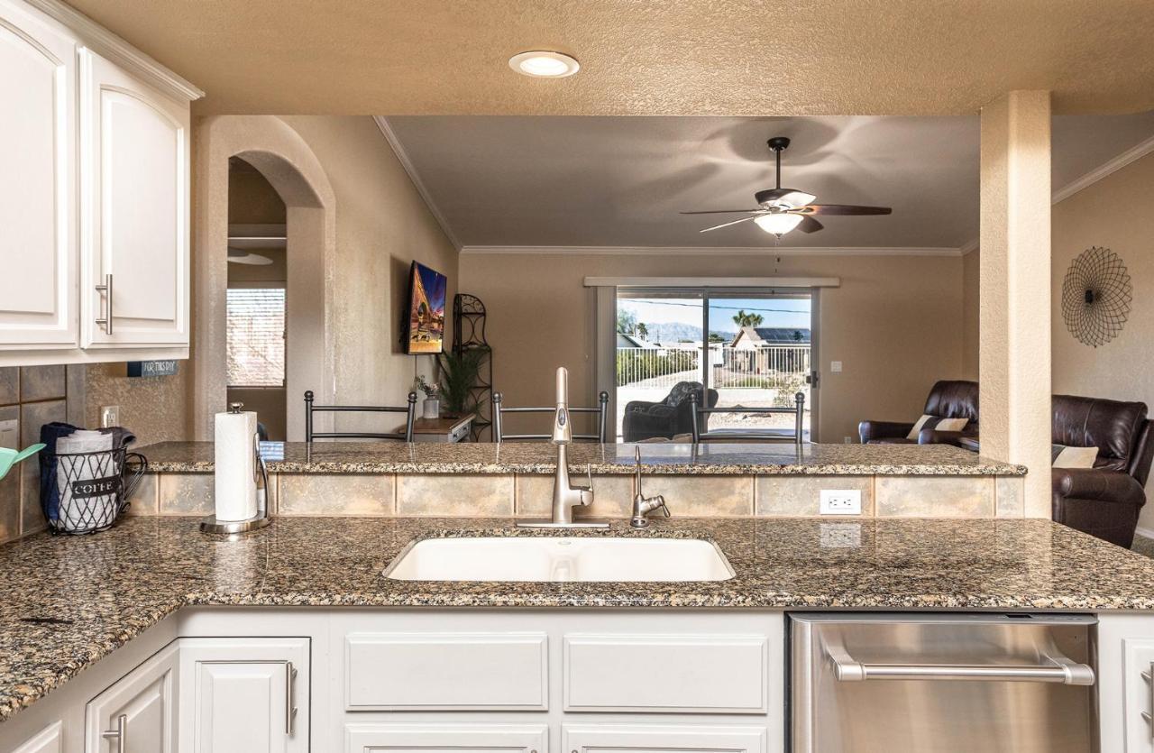 Cozy Retreat Games, Pool Table Holiday home Lake Havasu City