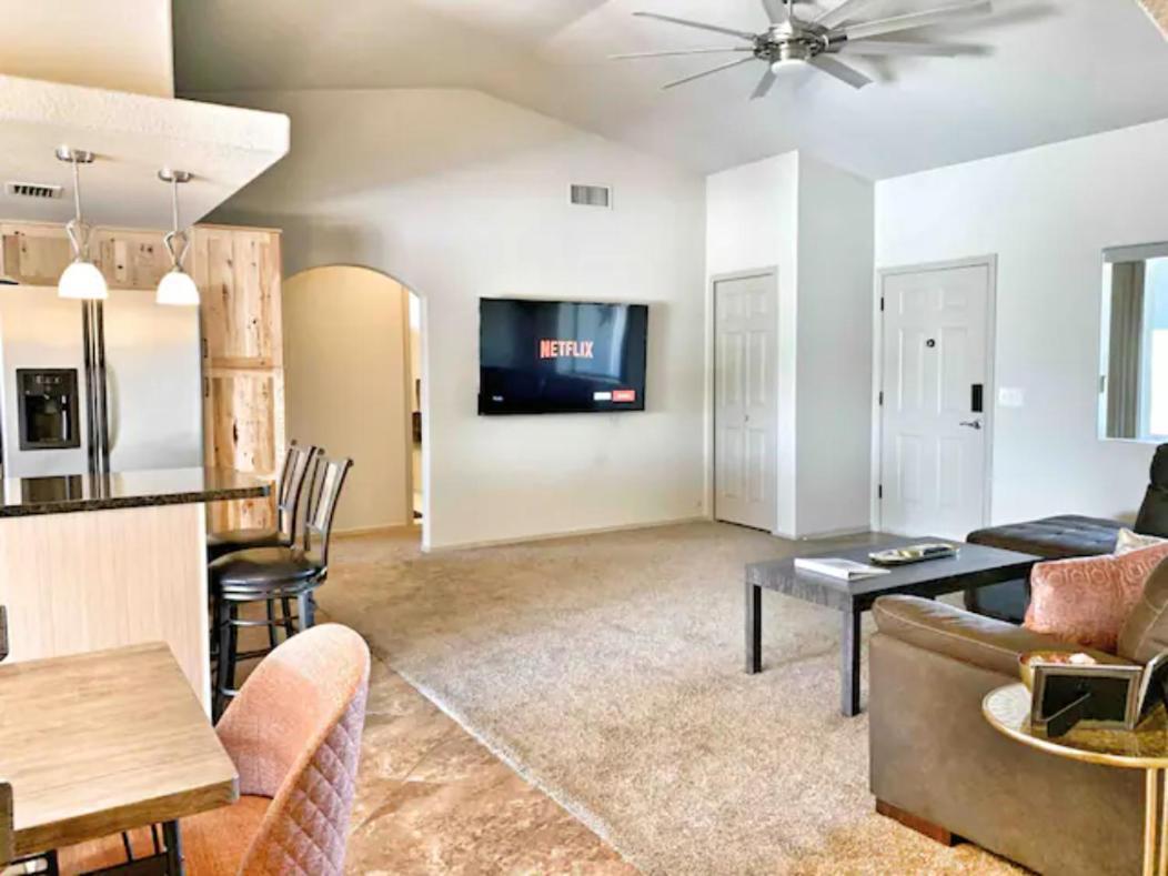 Villa Makin' Waves - Pool, Spa, Relaxing Getaway Lake Havasu City