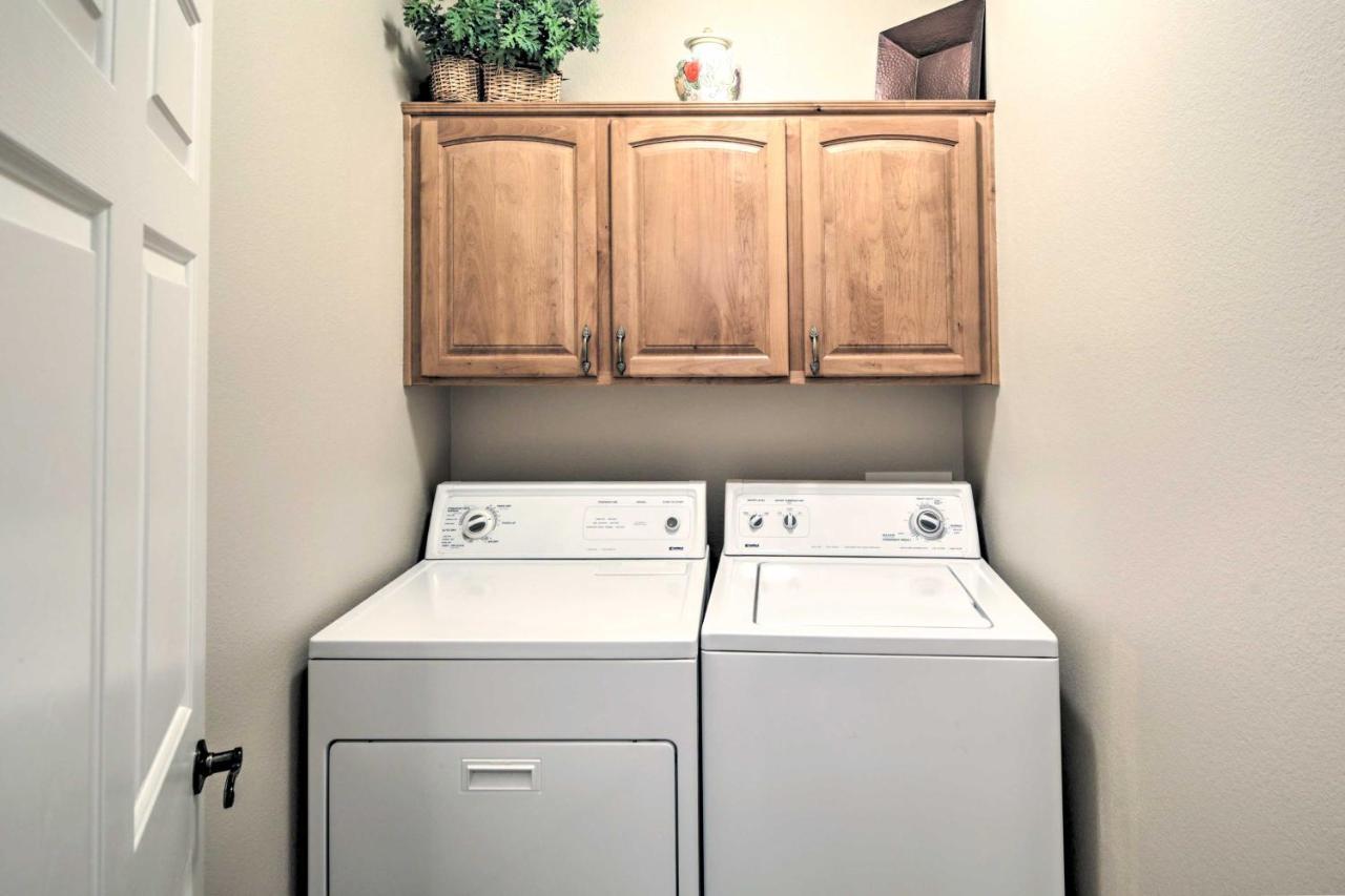 Pet-friendly Havasu Pool And Private Yard *