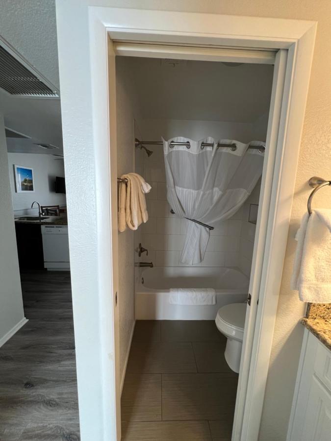 Hotel Getaways At Havasu Dunes 4*