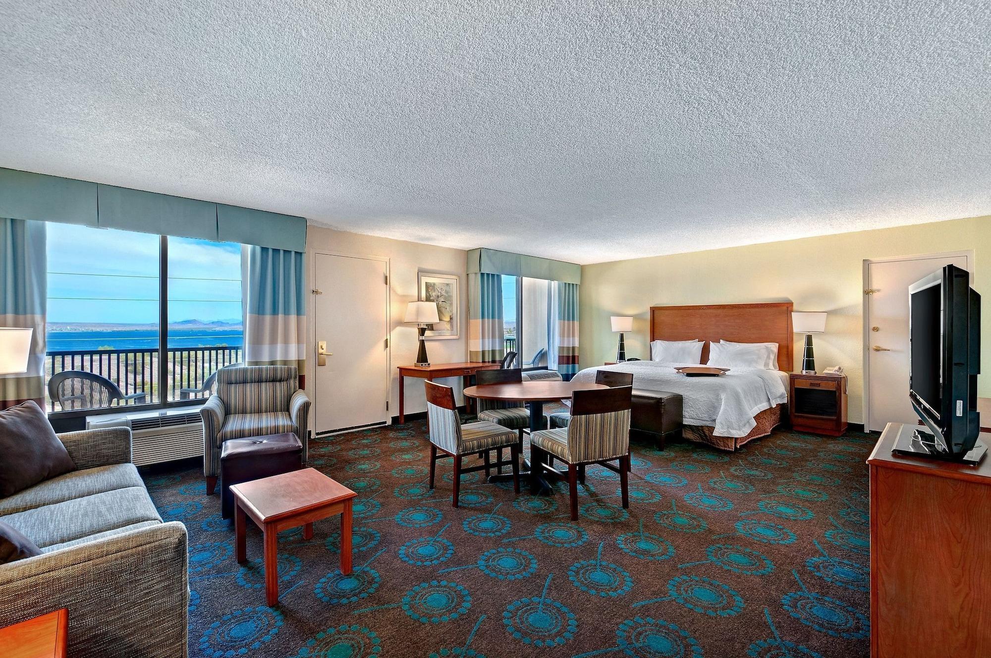Hampton Havasu Hotel