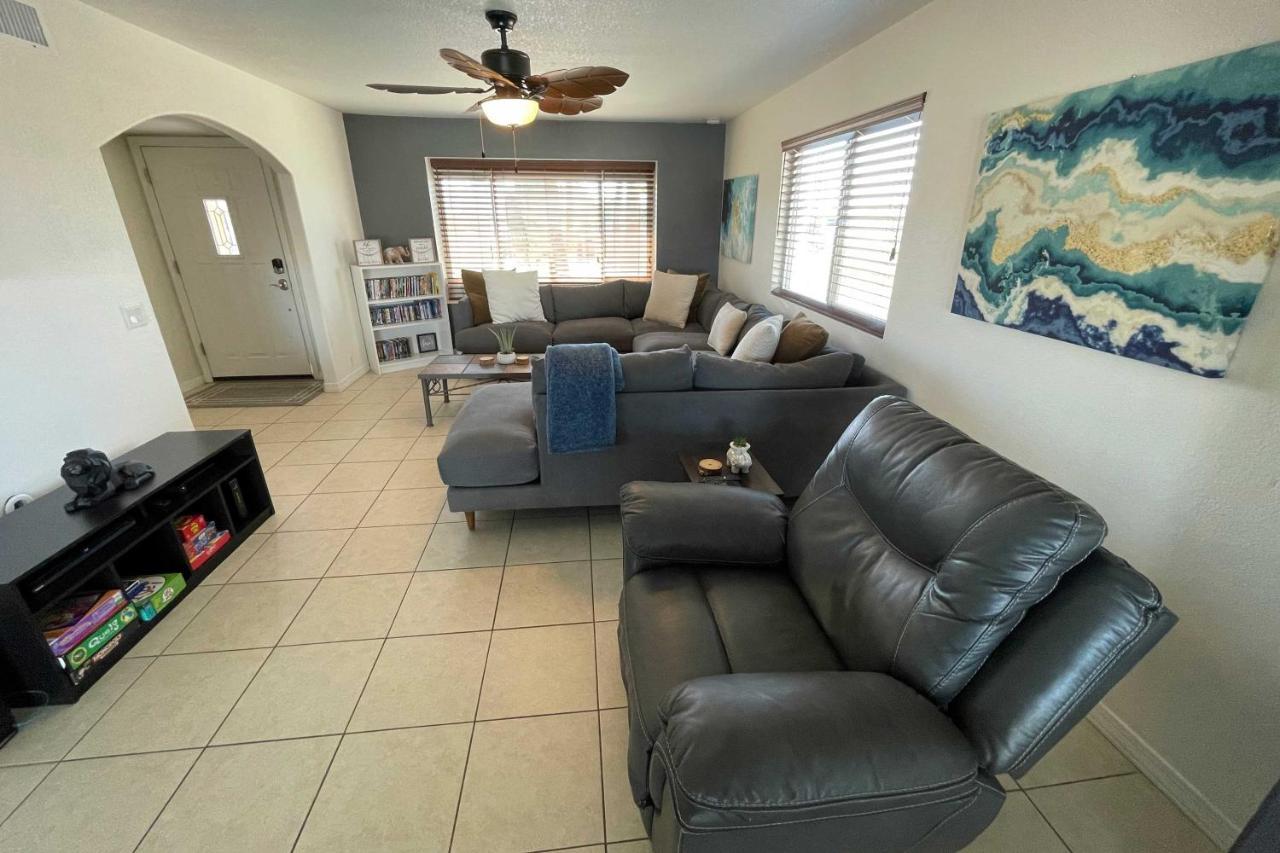 Havasu Oasis With Pool, 2 Mi To Downtown Lake Havasu City
