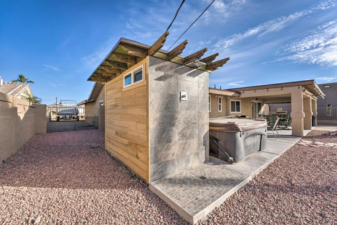 Holiday home Havasu Oasis With Pool, 2 Mi To Downtown Lake Havasu City