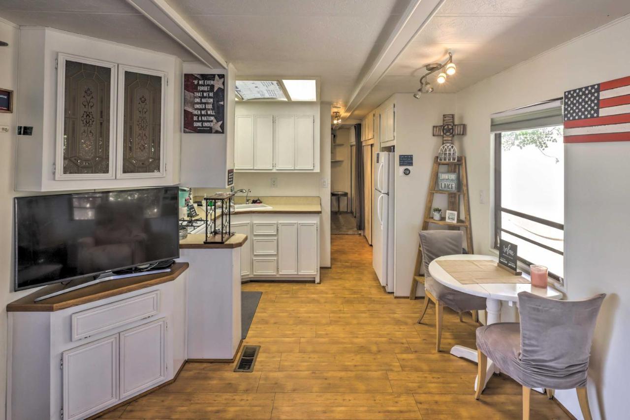 Holiday home Cozy Havasu With Dock And Access! Lake Havasu City
