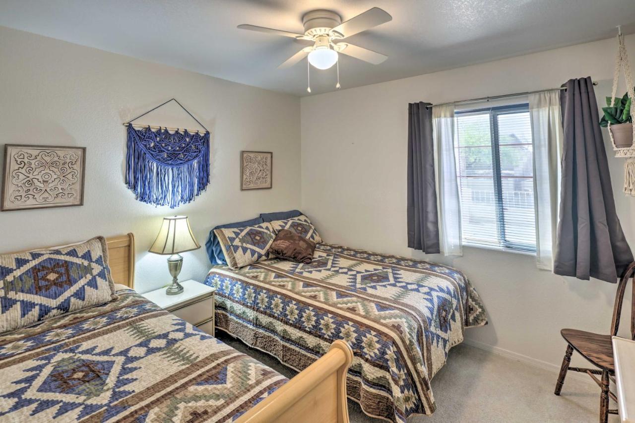 Holiday home Peaceful With Pool And Views 2 Mi To Havasu Lake Havasu City