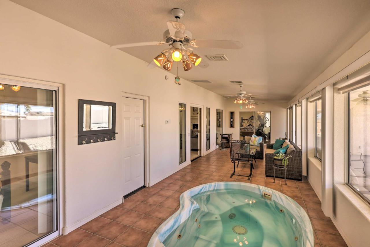 Beautiful Havasu Retreat With Hot Tub, Pet Friendly! Holiday home Lake Havasu City