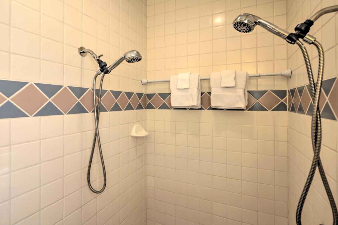 Beautiful Havasu Retreat With Hot Tub, Pet Friendly!