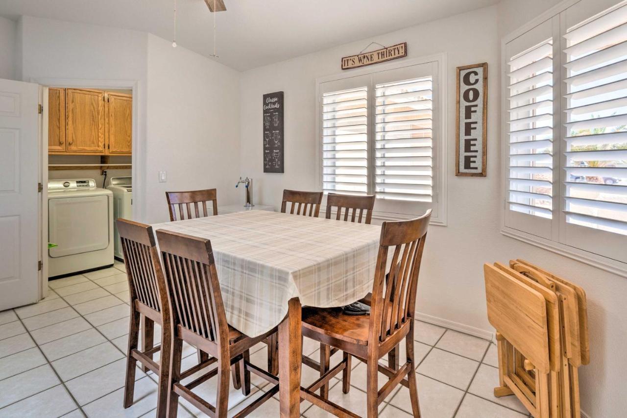 Havasu With Patio And Fire Pit! Holiday home