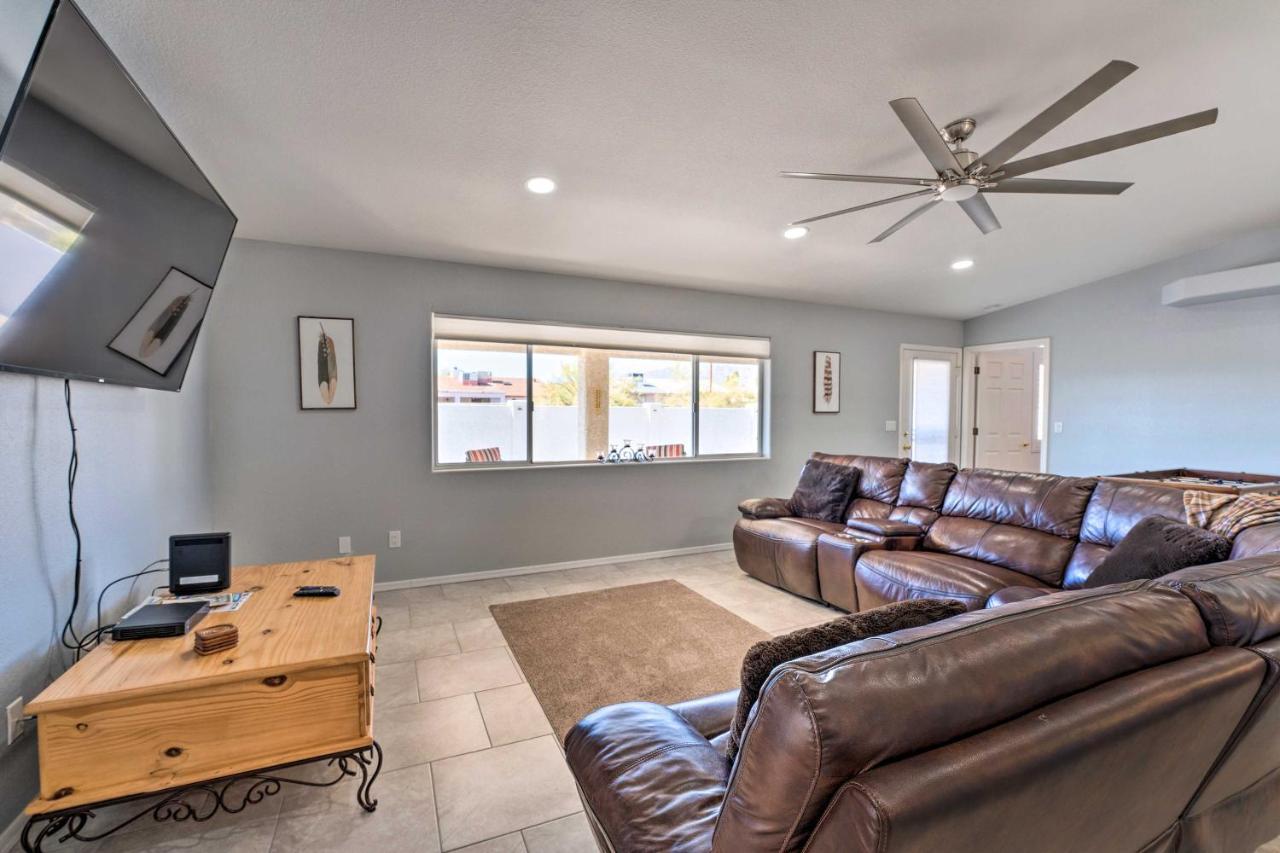 Holiday home Havasu With Patio And Fire Pit!