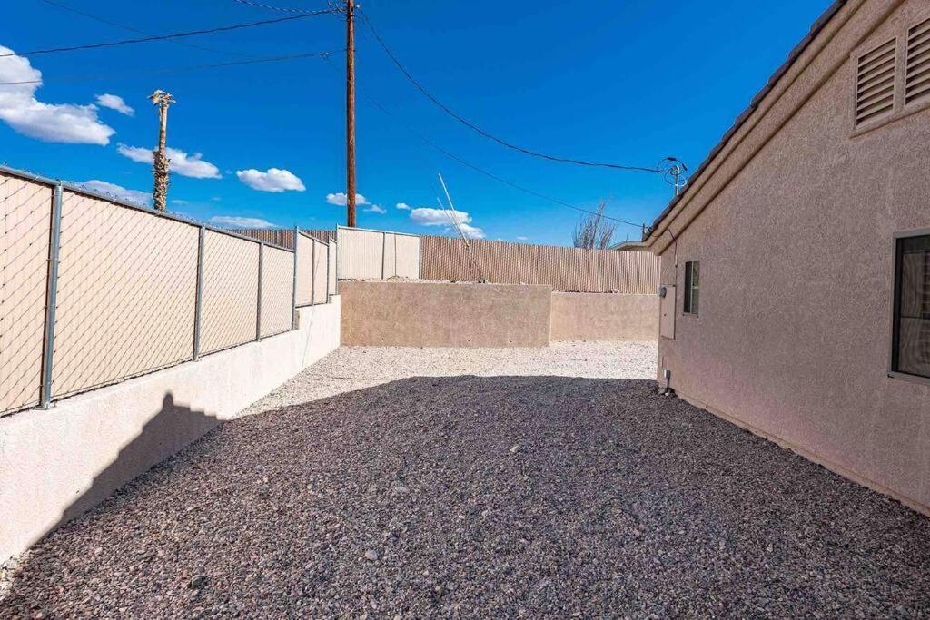 Hot Tub . Spacious . Pets . . Boat Parking *