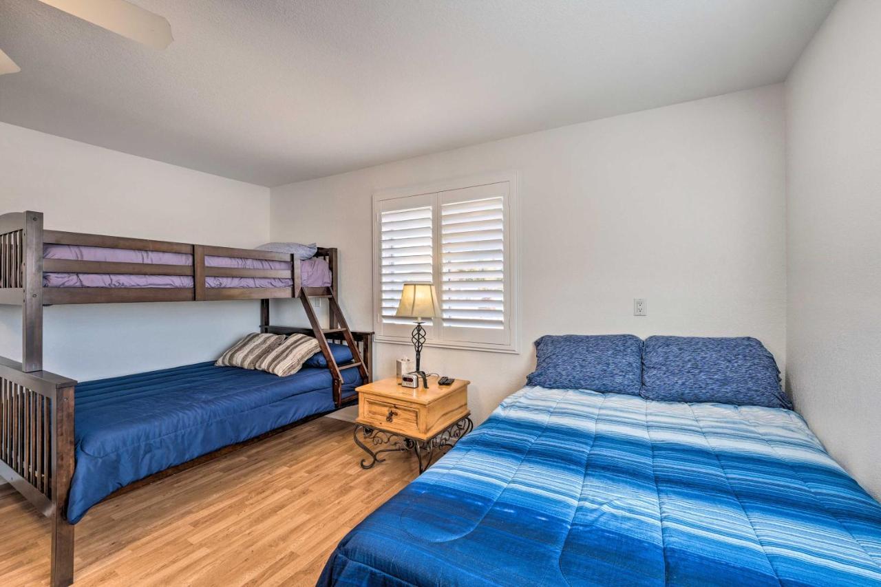 Holiday home Havasu With Patio And Fire Pit! *