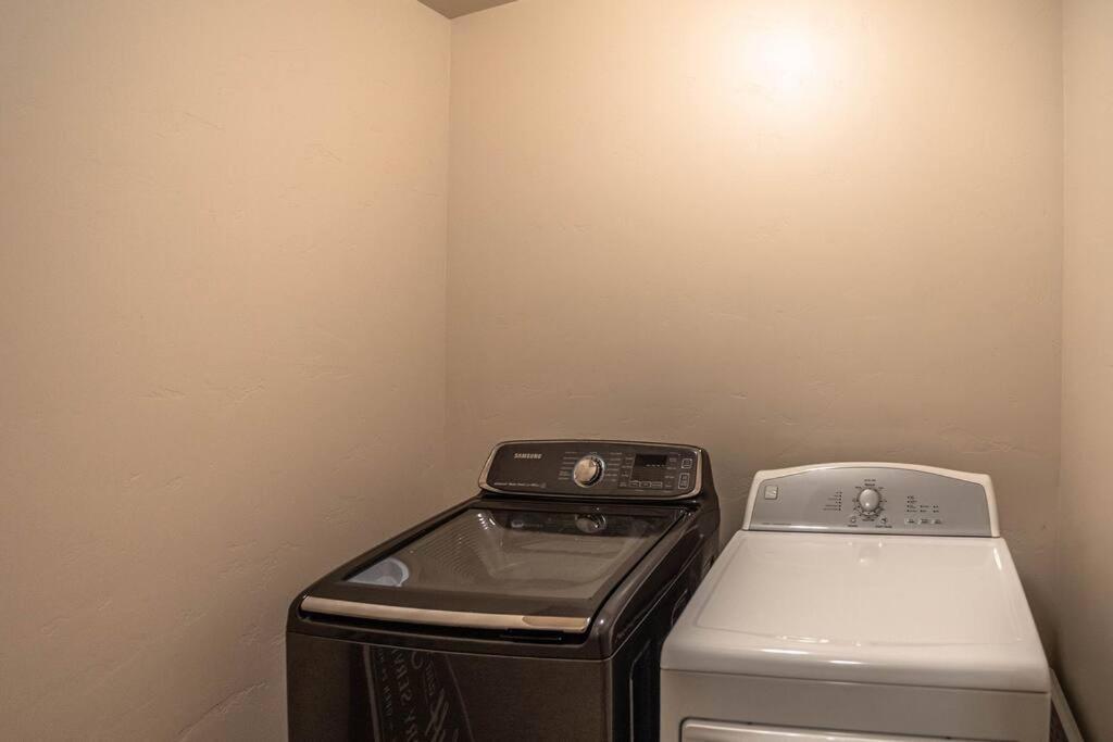 Hot Tub . Spacious . Pets . . Boat Parking Holiday home *