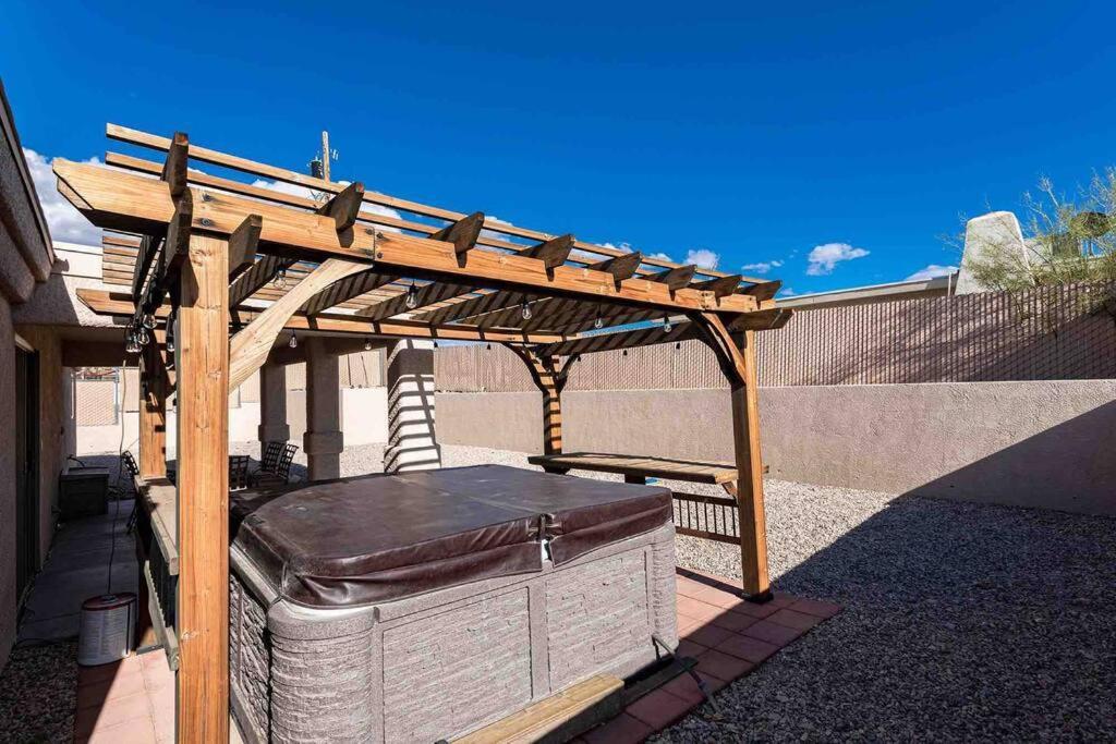 Holiday home Hot Tub . Spacious . Pets . . Boat Parking *