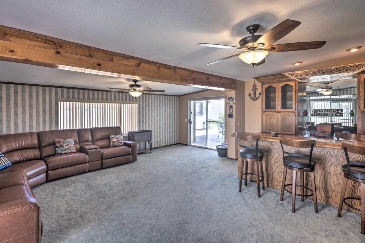 Luxe Havasu Getaway With Private Pool Holiday home