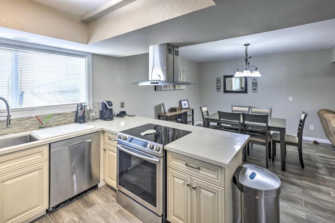 Havasu Vacation With Patio And Grills Holiday home