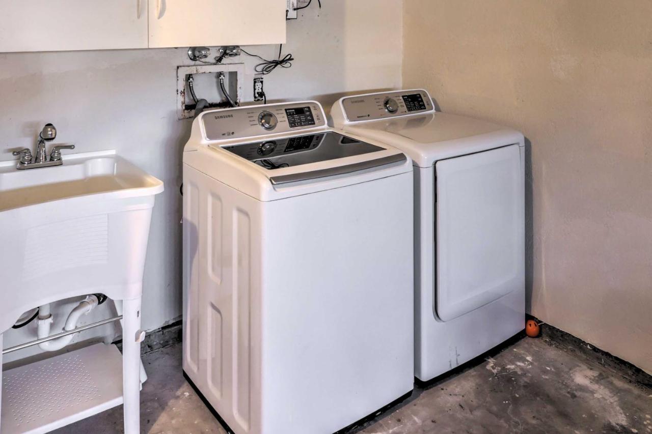Havasu Vacation With Patio And Grills Holiday home