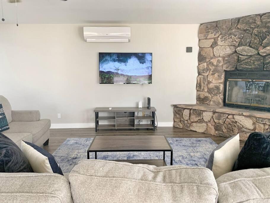 Havalakeview - Pool/spa - Pool Table - Sleeps12 Holiday home
